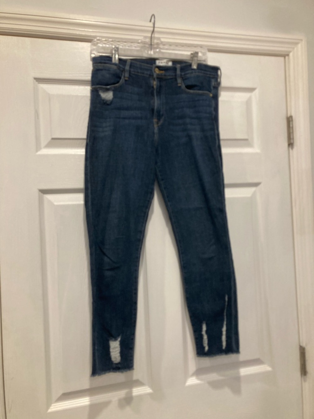 Frame Saint CroppedDenim Dark Blue Distressed Raw Hem Ankle Jeans 👙